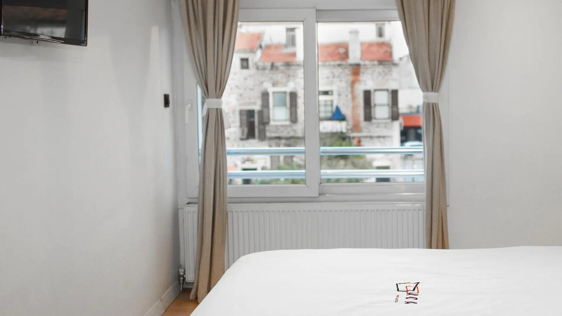 Ada Apart Otel İzmir 2*,  Türkiye